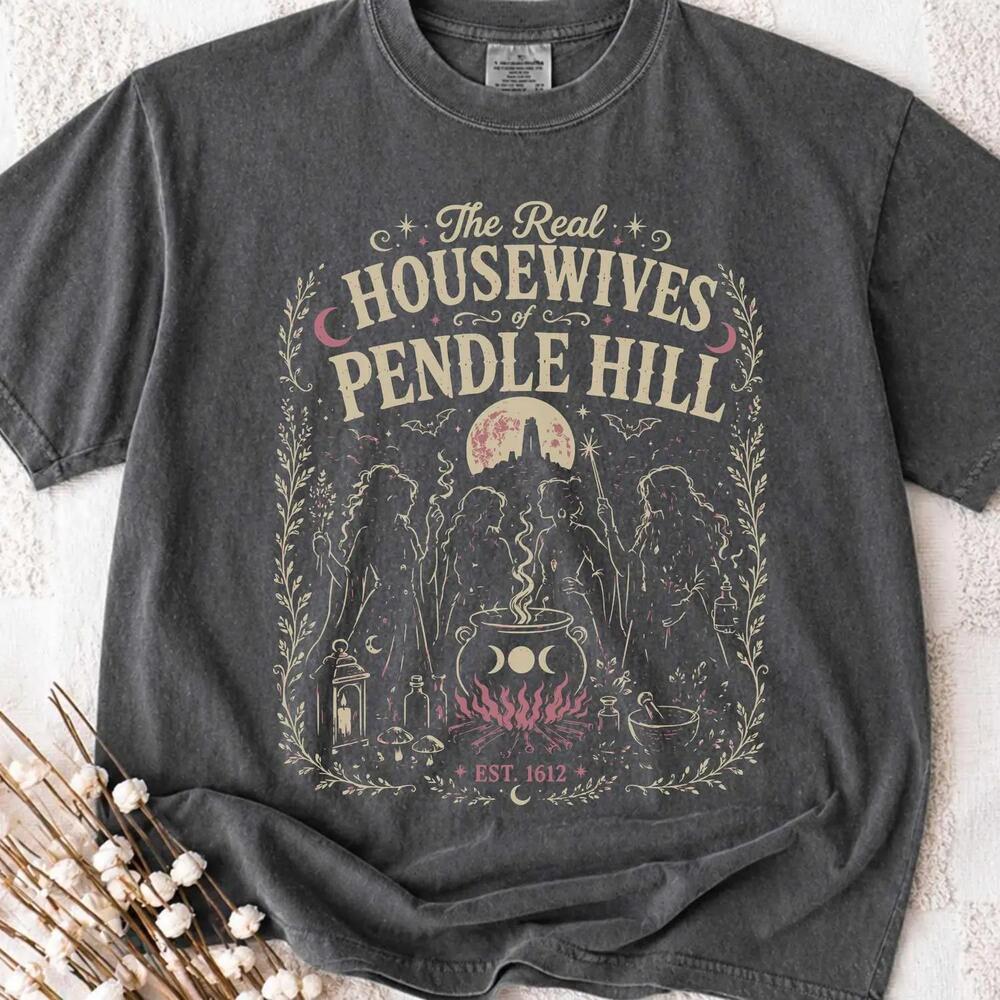 Pendle Hill Salem Witch Trials T-Shirt Funny Halloween Retro Spooky